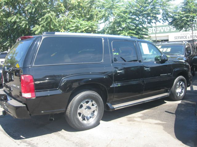 2003 Cadillac Escalade EX - DUAL Power Doors