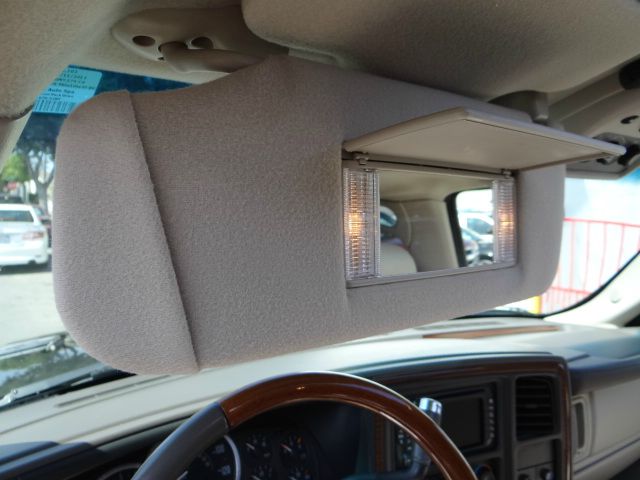 2003 Cadillac Escalade EX - DUAL Power Doors