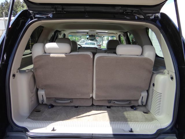 2003 Cadillac Escalade EX - DUAL Power Doors