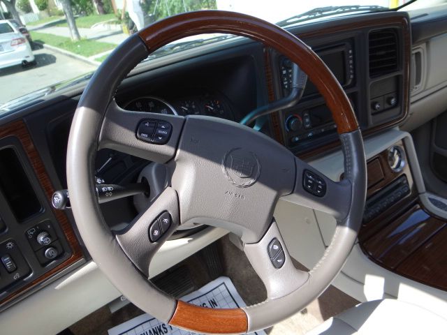 2003 Cadillac Escalade EX - DUAL Power Doors