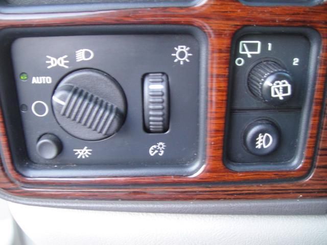 2003 Cadillac Escalade EX - DUAL Power Doors