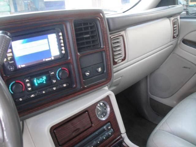 2003 Cadillac Escalade EX - DUAL Power Doors