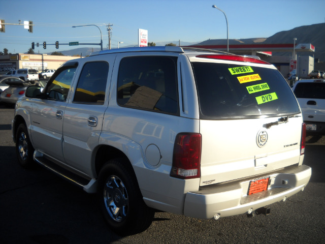 2003 Cadillac Escalade EX - DUAL Power Doors