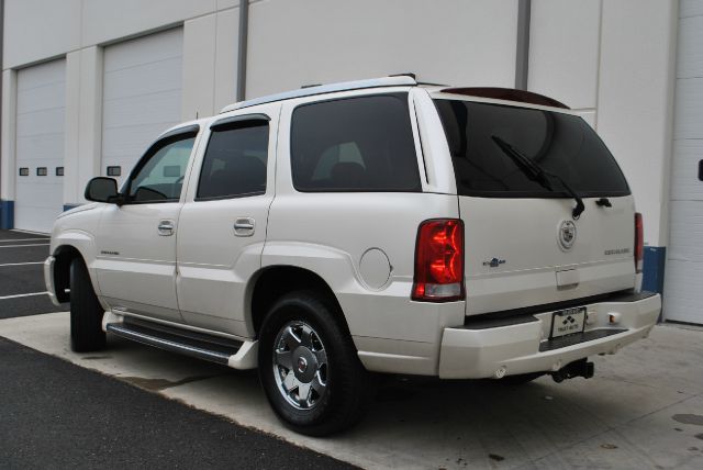 2003 Cadillac Escalade EX - DUAL Power Doors