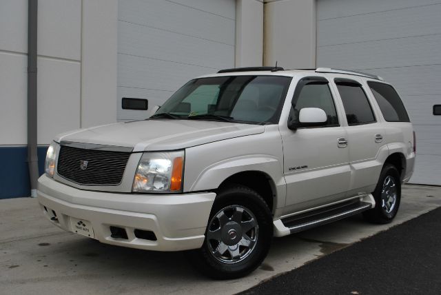 2003 Cadillac Escalade EX - DUAL Power Doors