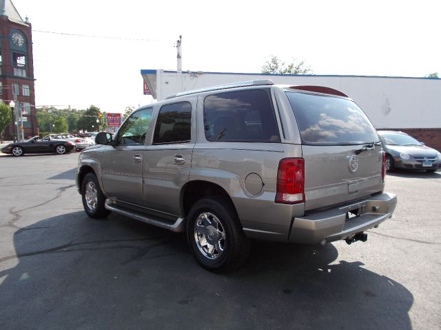 2003 Cadillac Escalade EX - DUAL Power Doors