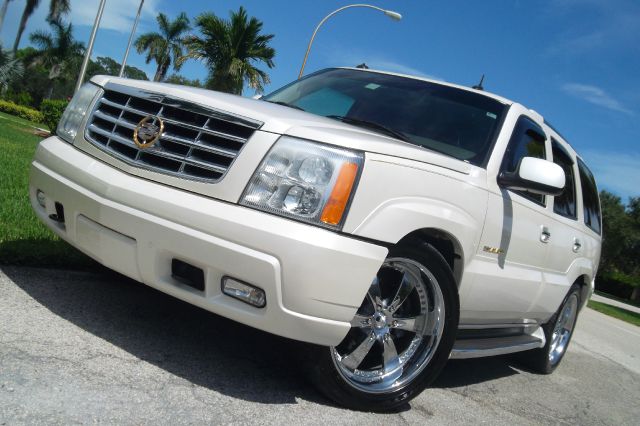 2003 Cadillac Escalade EX - DUAL Power Doors