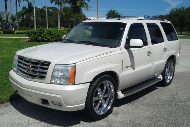 2003 Cadillac Escalade EX - DUAL Power Doors