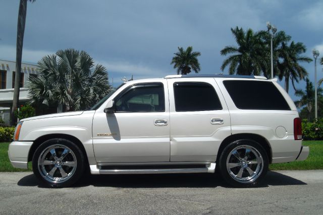 2003 Cadillac Escalade EX - DUAL Power Doors