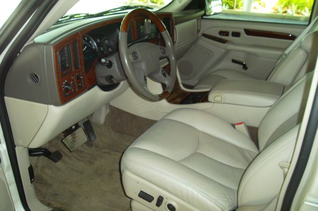 2003 Cadillac Escalade EX - DUAL Power Doors