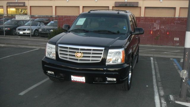 2003 Cadillac Escalade EX - DUAL Power Doors