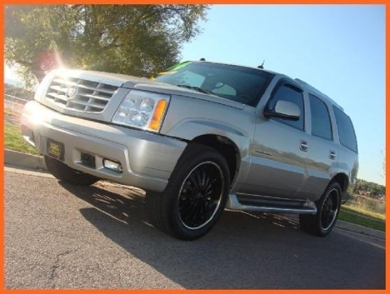 2004 Cadillac Escalade Unknown