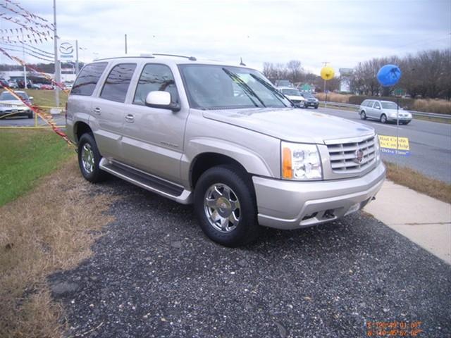 2004 Cadillac Escalade Unknown