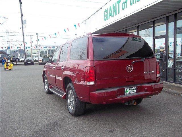 2004 Cadillac Escalade Unknown