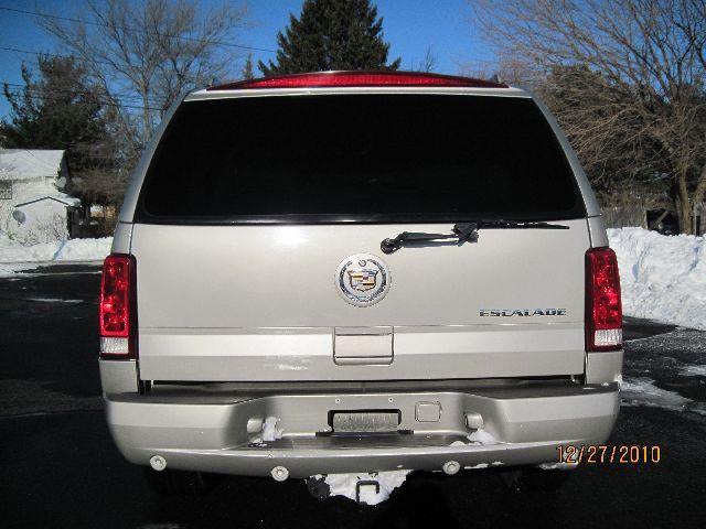 2004 Cadillac Escalade Silver Shadow Long Wheelbase