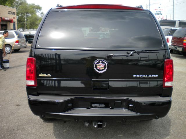 2004 Cadillac Escalade EX - DUAL Power Doors