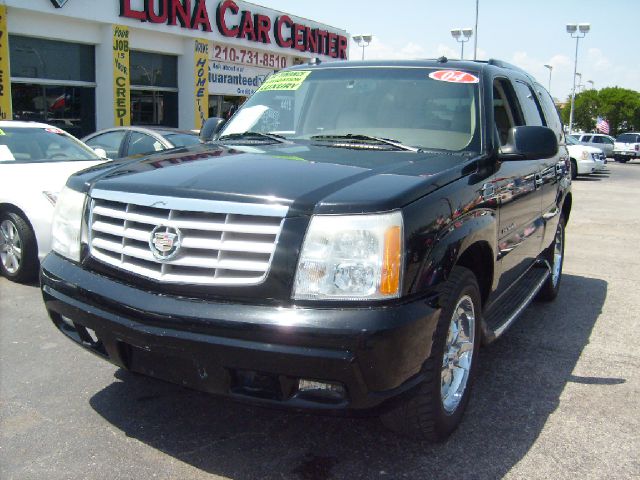 2004 Cadillac Escalade EX - DUAL Power Doors