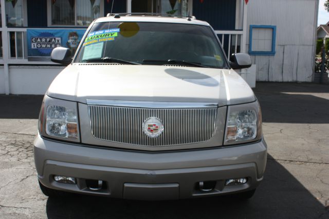 2004 Cadillac Escalade EX - DUAL Power Doors