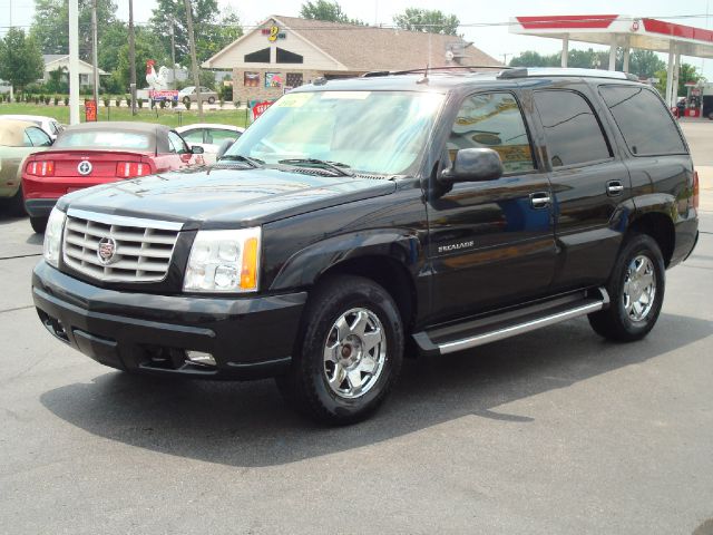 2004 Cadillac Escalade EX - DUAL Power Doors