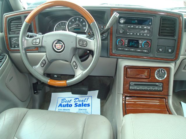 2004 Cadillac Escalade EX - DUAL Power Doors