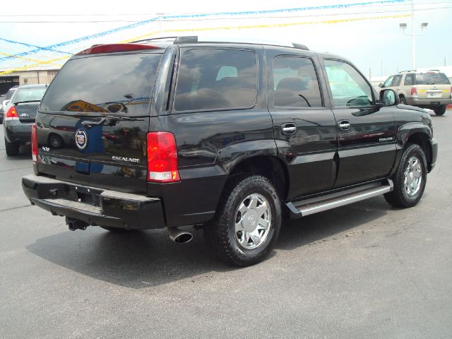 2004 Cadillac Escalade EX - DUAL Power Doors