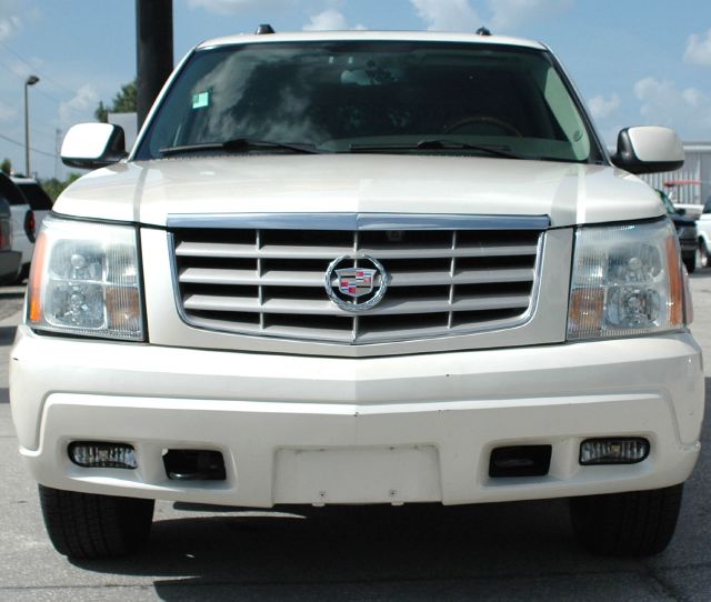 2004 Cadillac Escalade EX - DUAL Power Doors