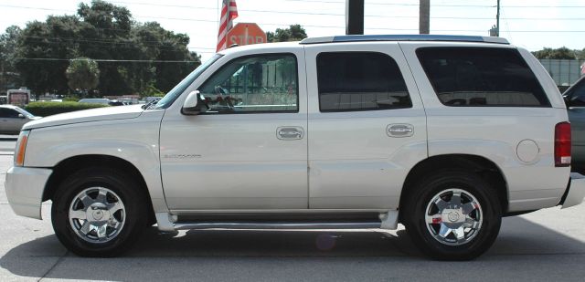 2004 Cadillac Escalade EX - DUAL Power Doors