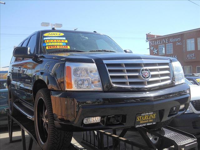 2004 Cadillac Escalade GT Premium 2-doors