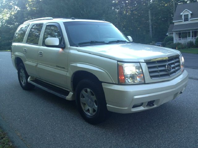 2004 Cadillac Escalade EX - DUAL Power Doors