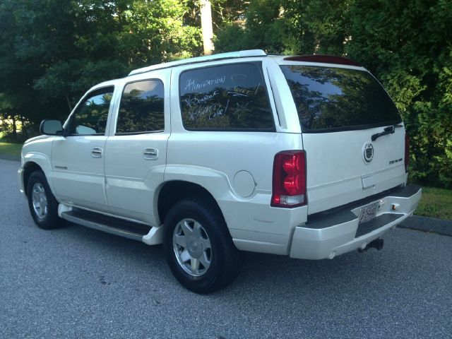 2004 Cadillac Escalade EX - DUAL Power Doors