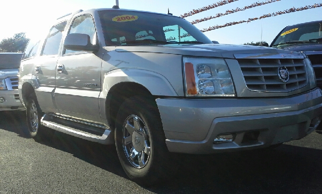 2004 Cadillac Escalade EX - DUAL Power Doors