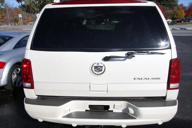 2004 Cadillac Escalade Unknown