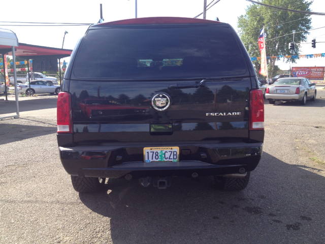 2004 Cadillac Escalade Unknown