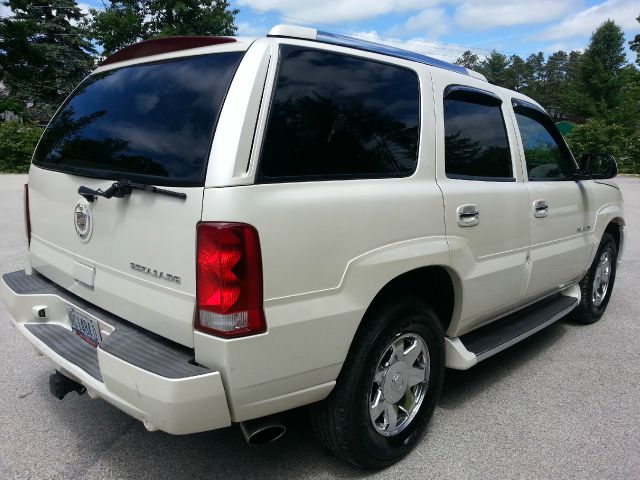 2004 Cadillac Escalade EX - DUAL Power Doors