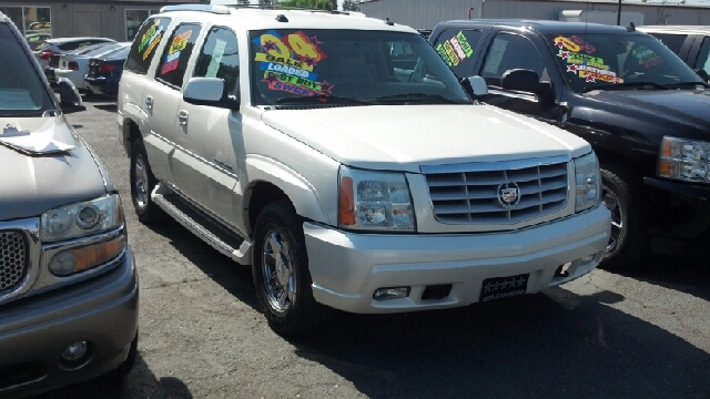 2004 Cadillac Escalade EX - DUAL Power Doors