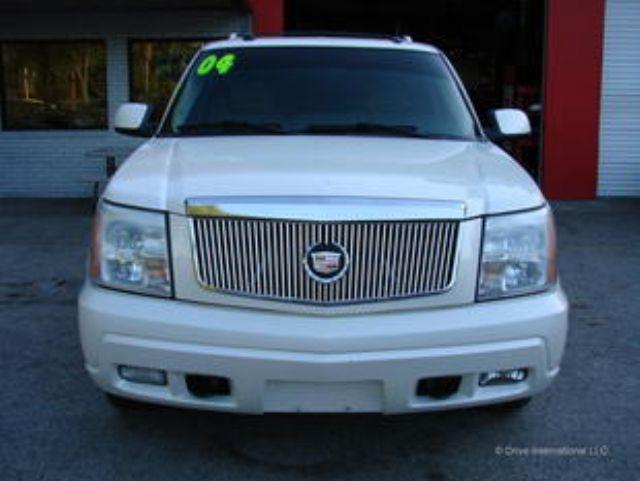 2004 Cadillac Escalade Unknown