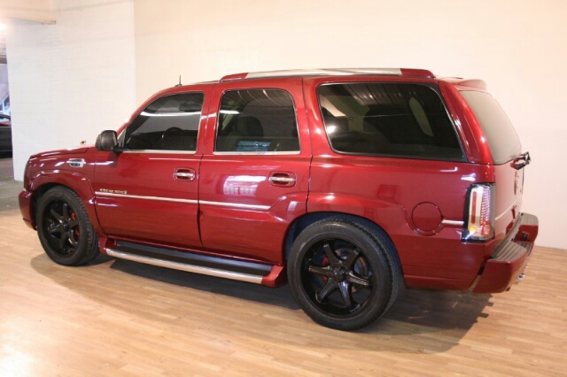 2004 Cadillac Escalade Unknown