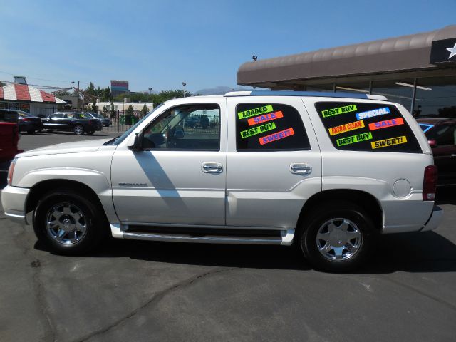 2004 Cadillac Escalade EX - DUAL Power Doors