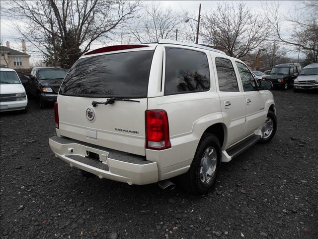 2004 Cadillac Escalade Unknown