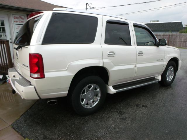 2004 Cadillac Escalade EX - DUAL Power Doors