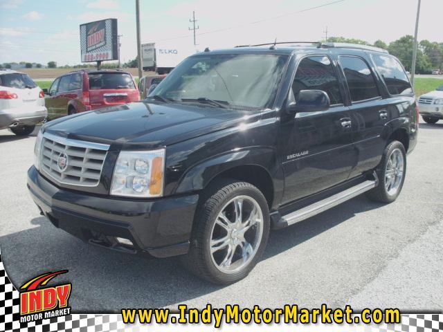 2005 Cadillac Escalade Base