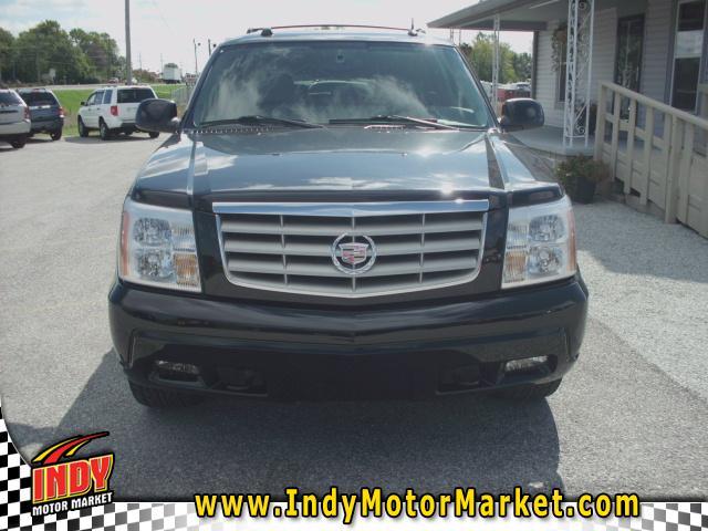 2005 Cadillac Escalade Base