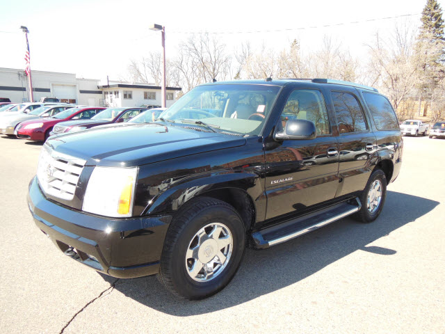 2005 Cadillac Escalade Base