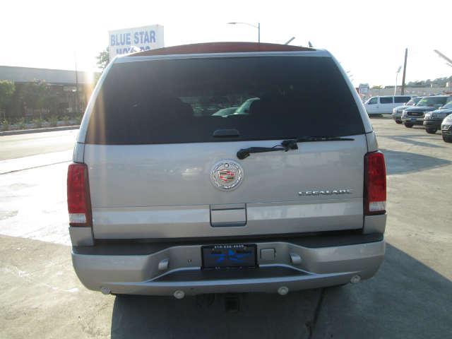 2005 Cadillac Escalade Unknown