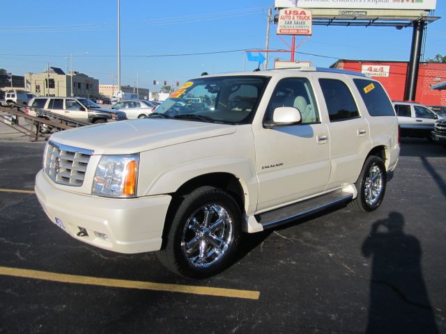 2005 Cadillac Escalade EX - DUAL Power Doors