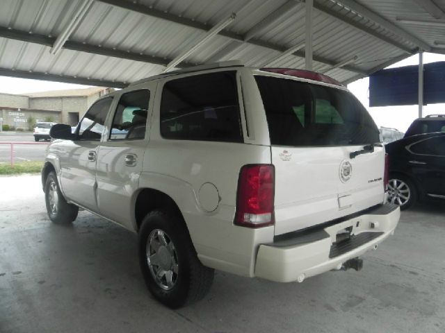 2005 Cadillac Escalade EX - DUAL Power Doors