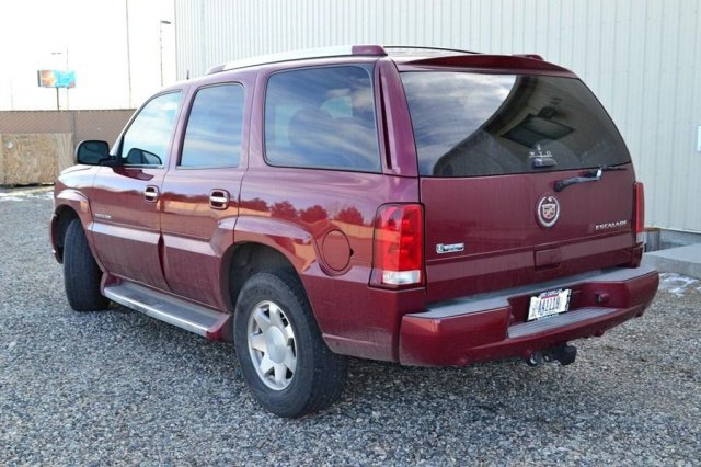 2005 Cadillac Escalade Base