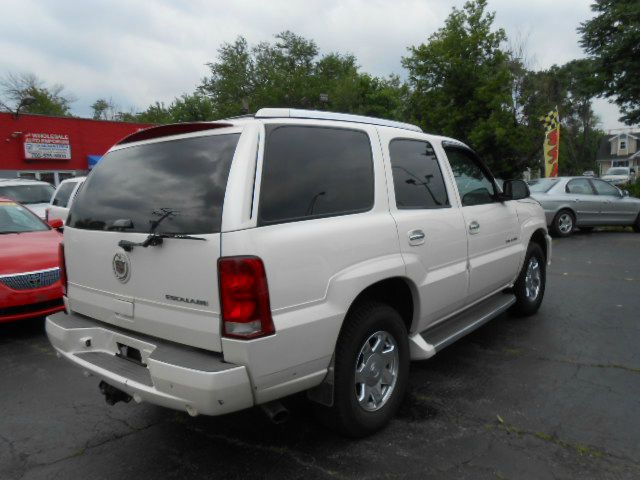 2005 Cadillac Escalade EX - DUAL Power Doors