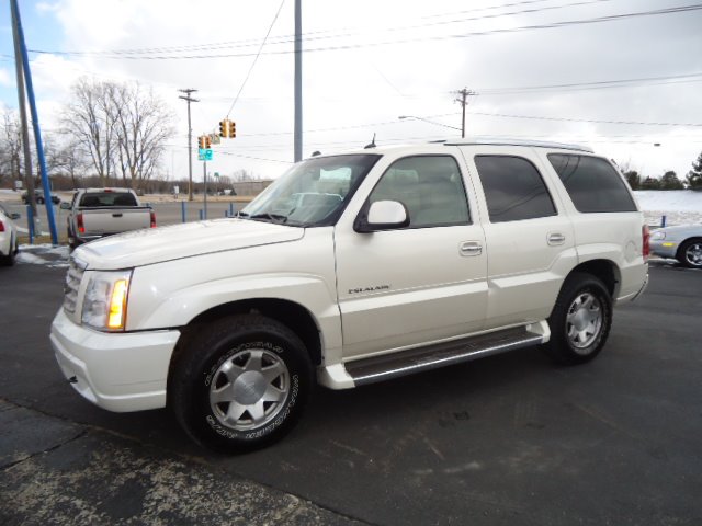 2005 Cadillac Escalade EX - DUAL Power Doors