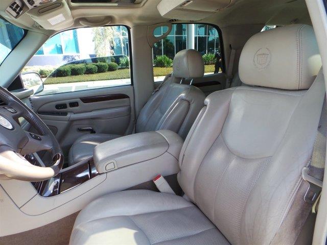 2005 Cadillac Escalade Unknown